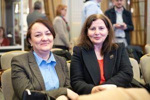 CONFERINTA 152